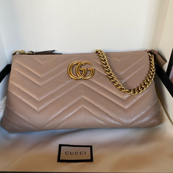 Gucci Beige Crossbody Bag with Gold Chain - Picture 1 of 5